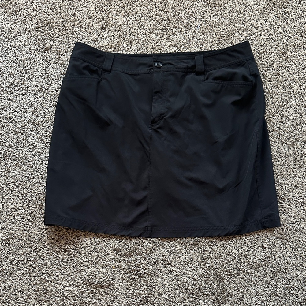Eddie Bauer black skort size 14